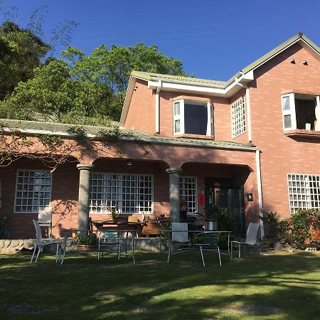Wisdom Garden Home Stay Юйли Экстерьер фото