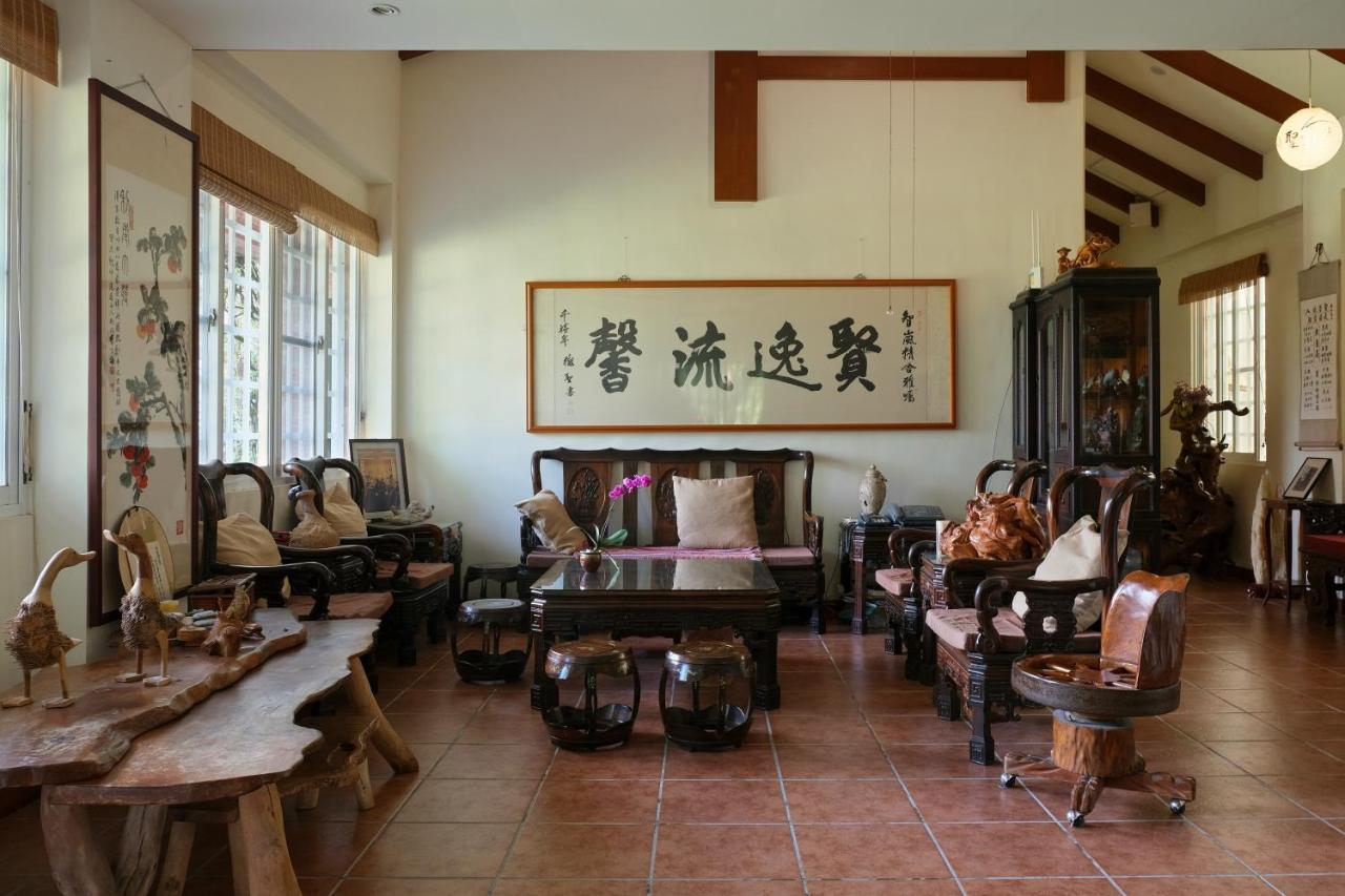 Wisdom Garden Home Stay Юйли Экстерьер фото