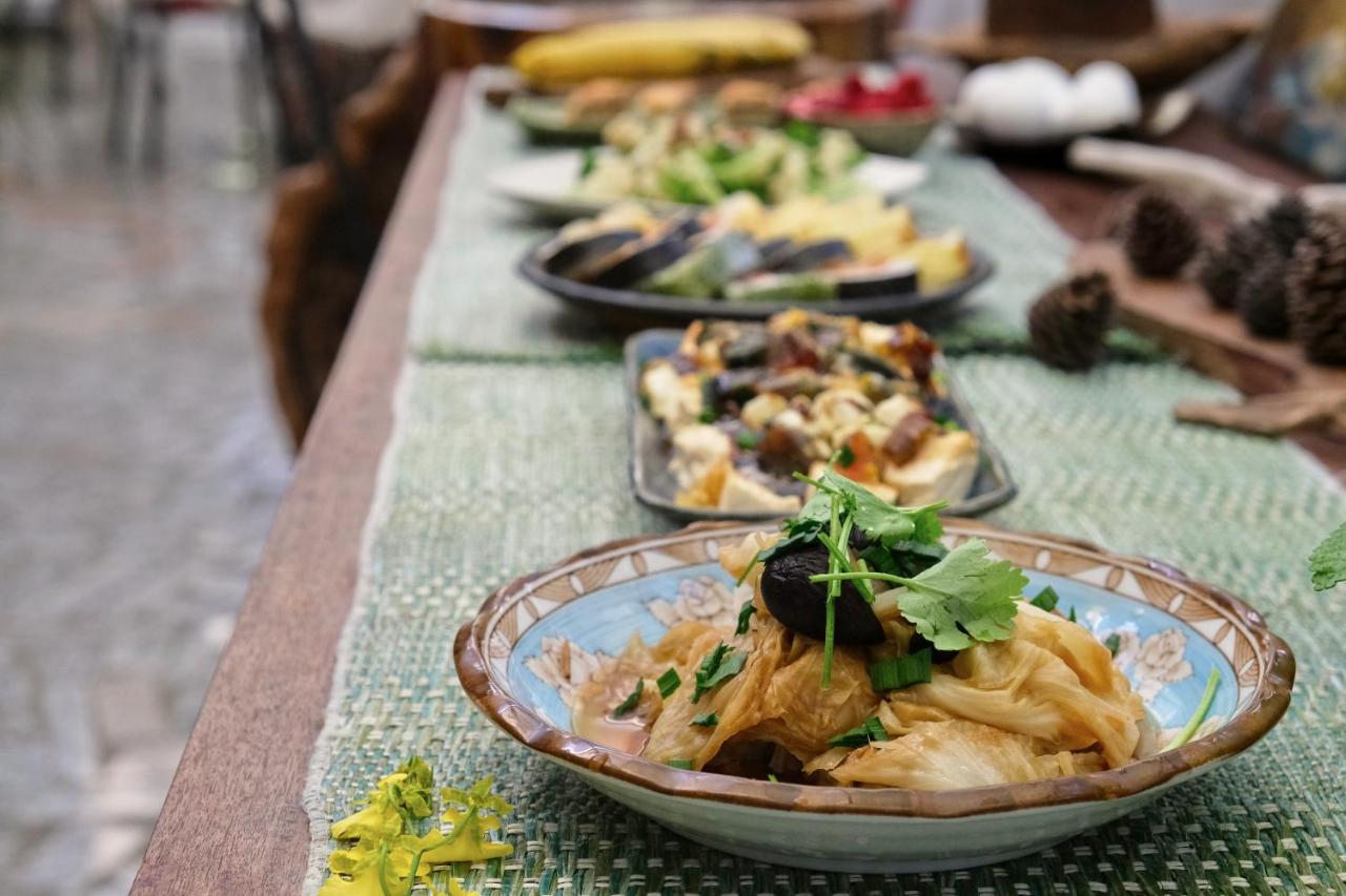Wisdom Garden Home Stay Юйли Экстерьер фото
