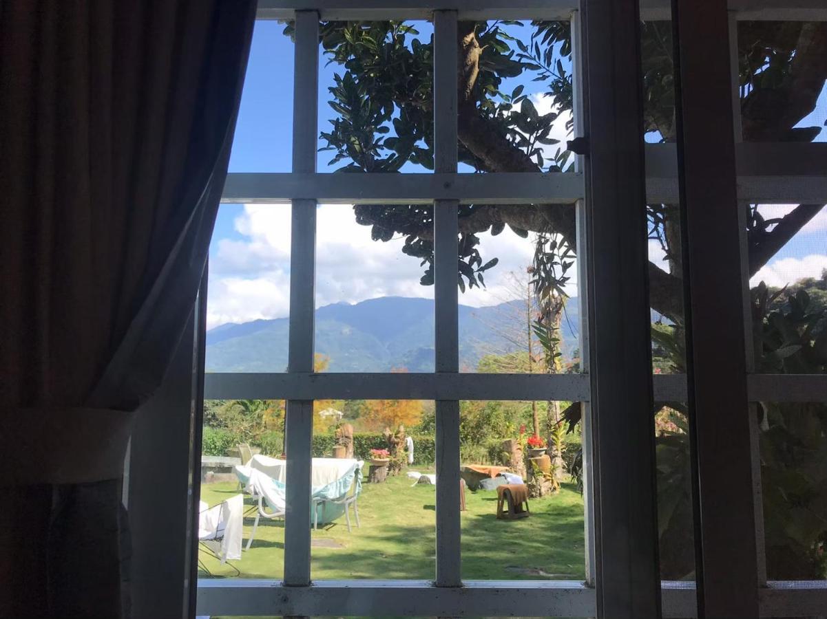 Wisdom Garden Home Stay Юйли Экстерьер фото