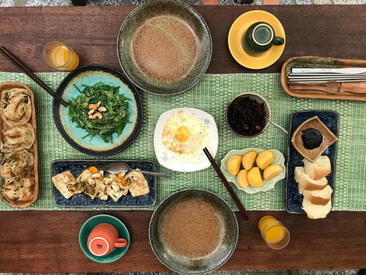 Wisdom Garden Home Stay Юйли Экстерьер фото